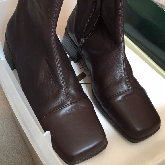 Aj Valenci Shoes - (NWOT) Brown Leather Boots
